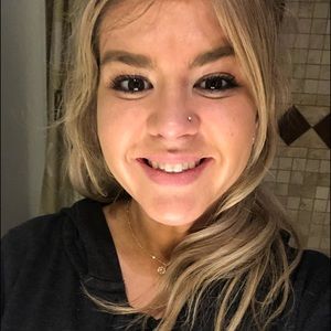 Meet your Posher, Tara